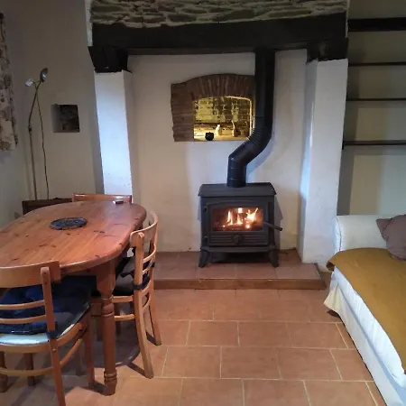 Le Petit Promenant * La Bazoque